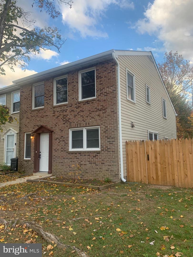 220 Westdale Dr Property Photo