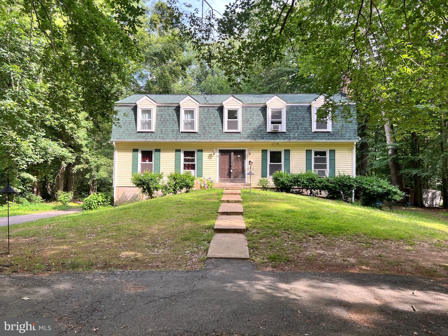 5605 Chapmans Landing Rd Property Photo 1