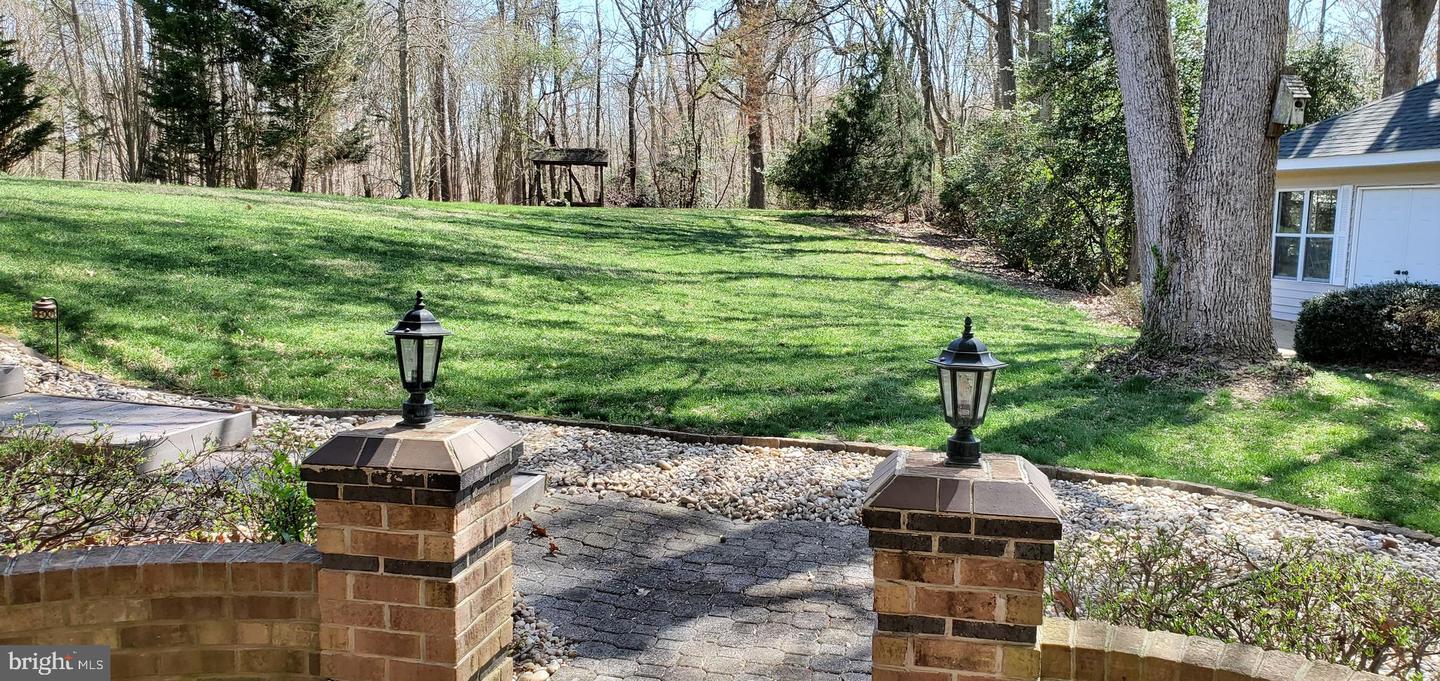 15615 Oak Glen Cir Property Photo