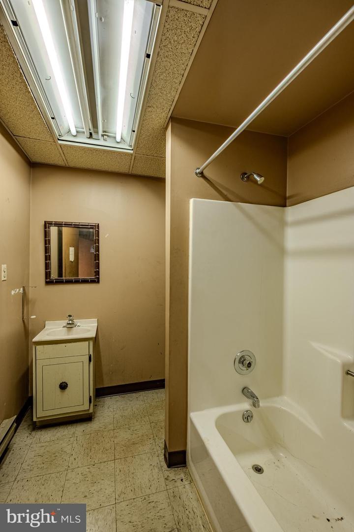 4410 Austin Ln Property Photo 29