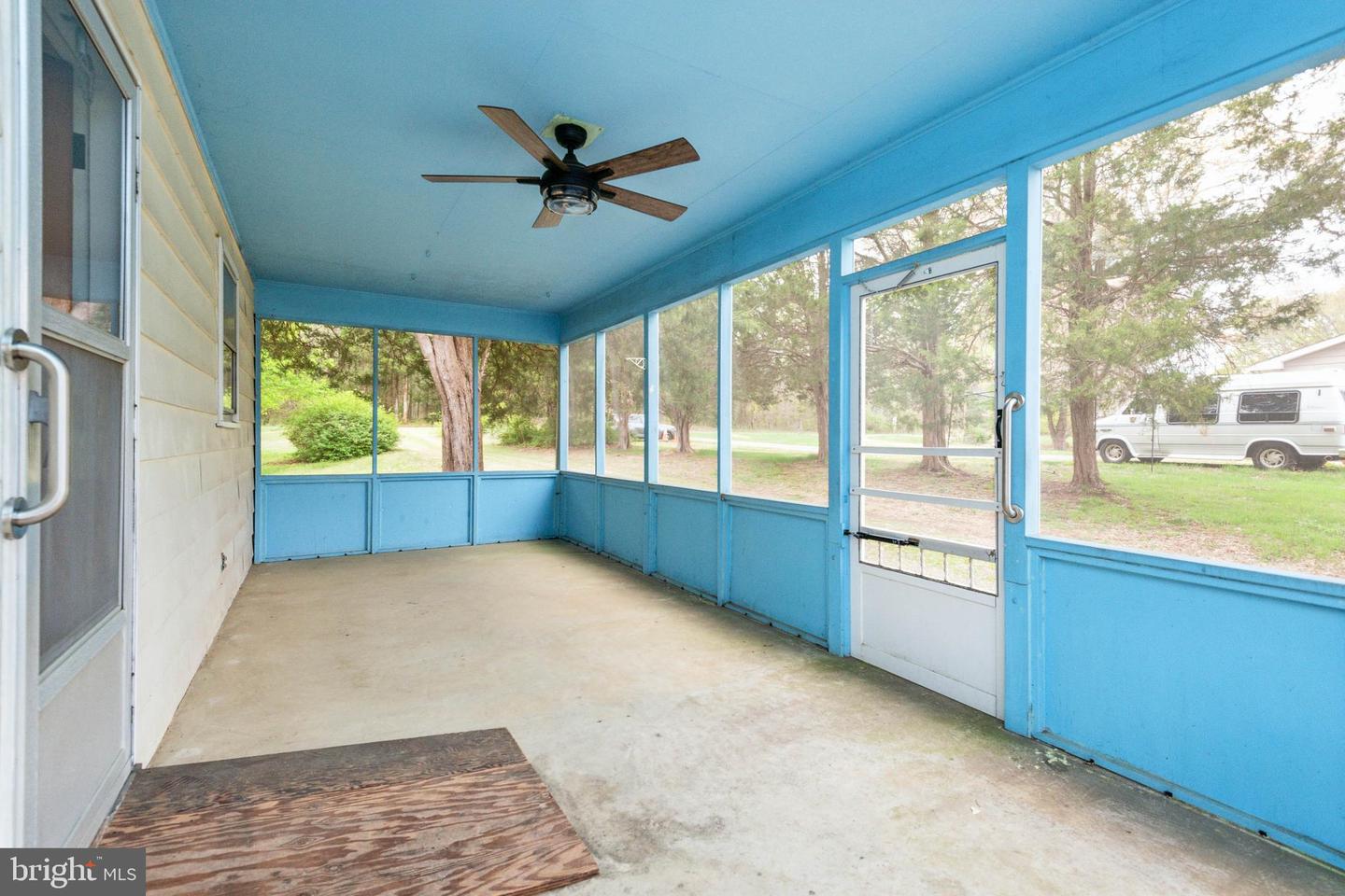 4090 Gardiner Rd Property Photo 21