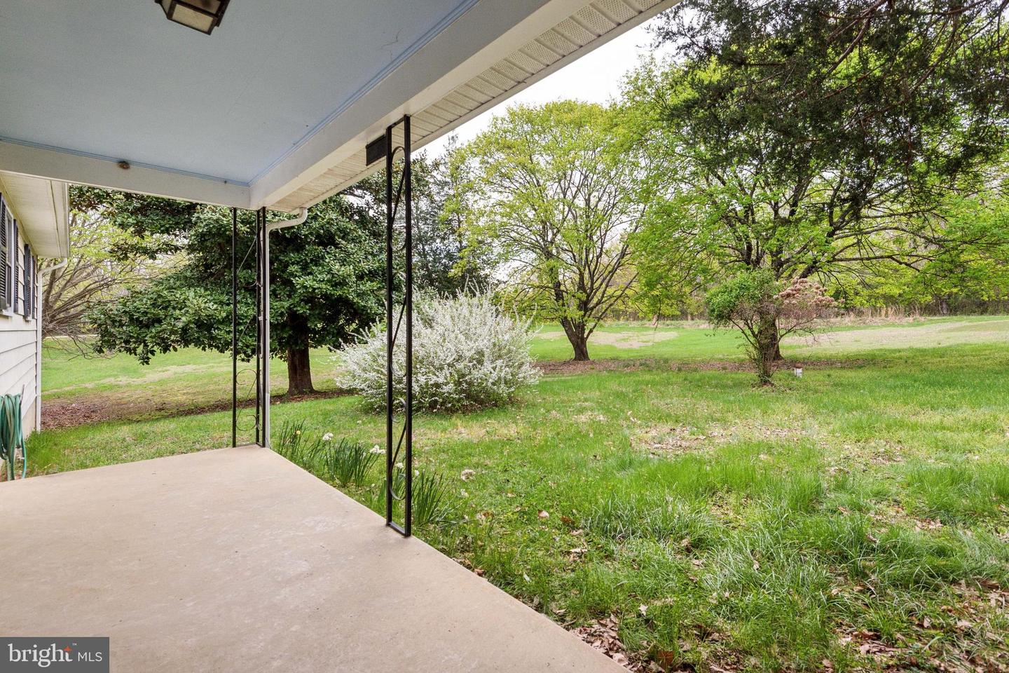 4090 Gardiner Rd Property Photo 22