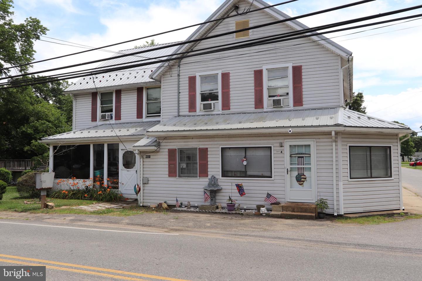 4601 Strauss Ave Property Photo 1