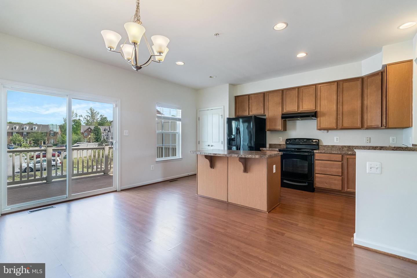11865 Saint Linus Dr Property Photo 6