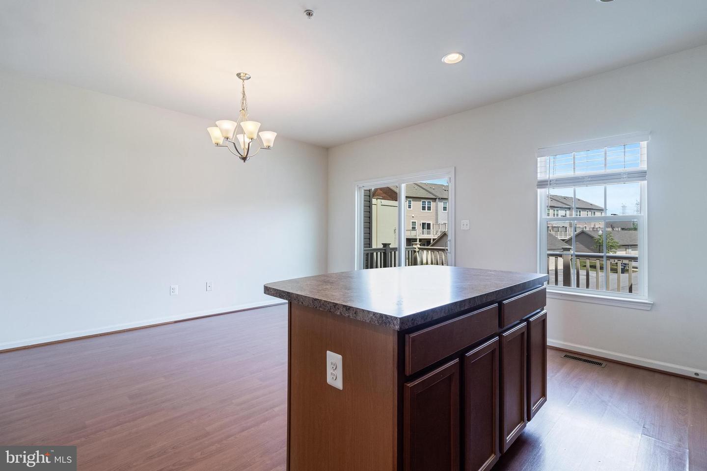11865 Saint Linus Dr Property Photo 8