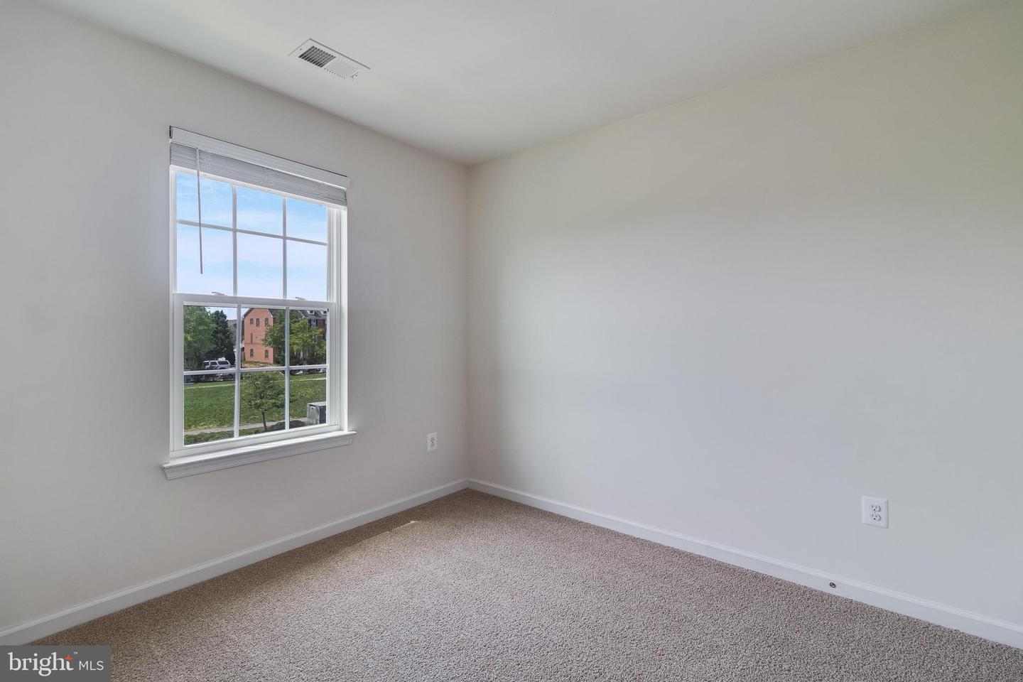 11865 Saint Linus Dr Property Photo 13
