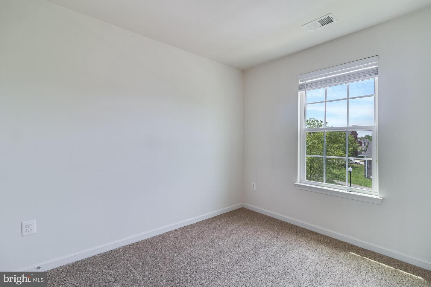 11865 Saint Linus Dr Property Photo 15