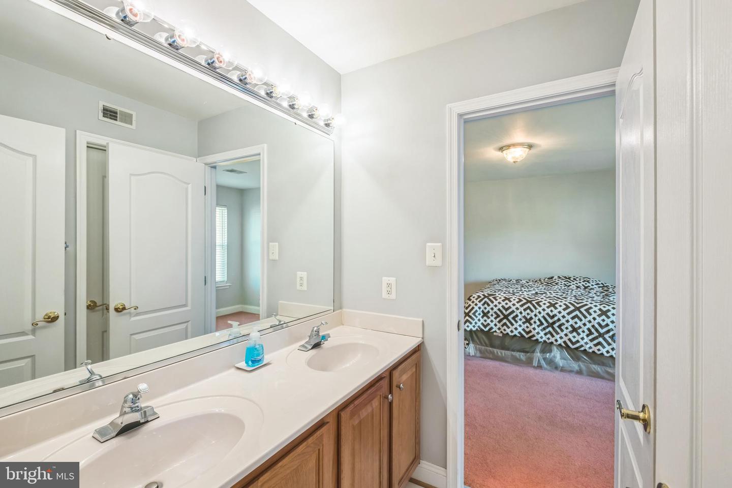 14165 Shelwick Pl Property Photo 21