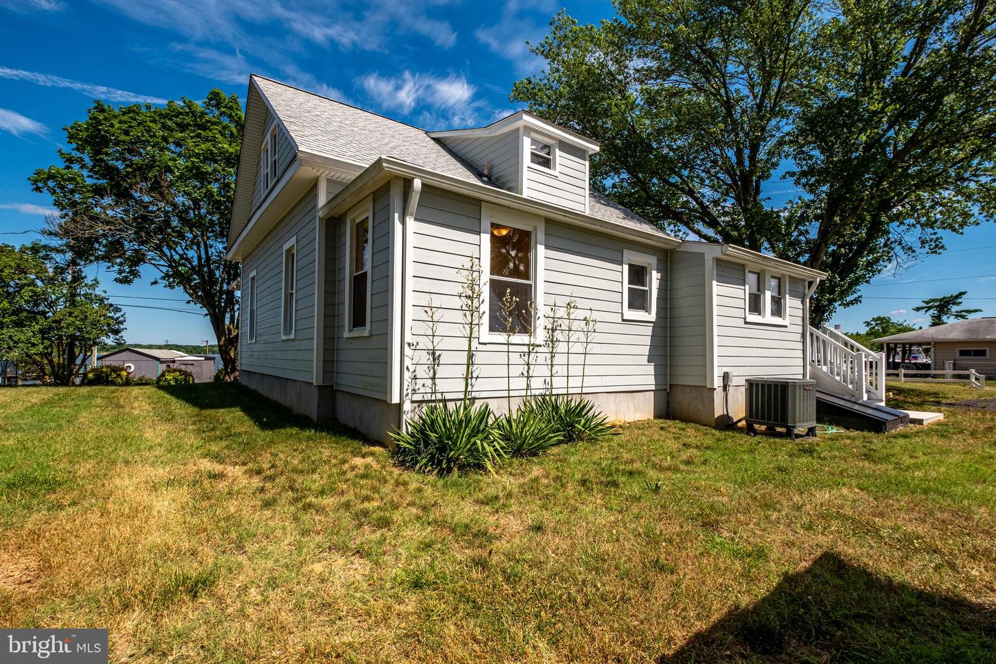18980 Kennon Pl Property Photo 6