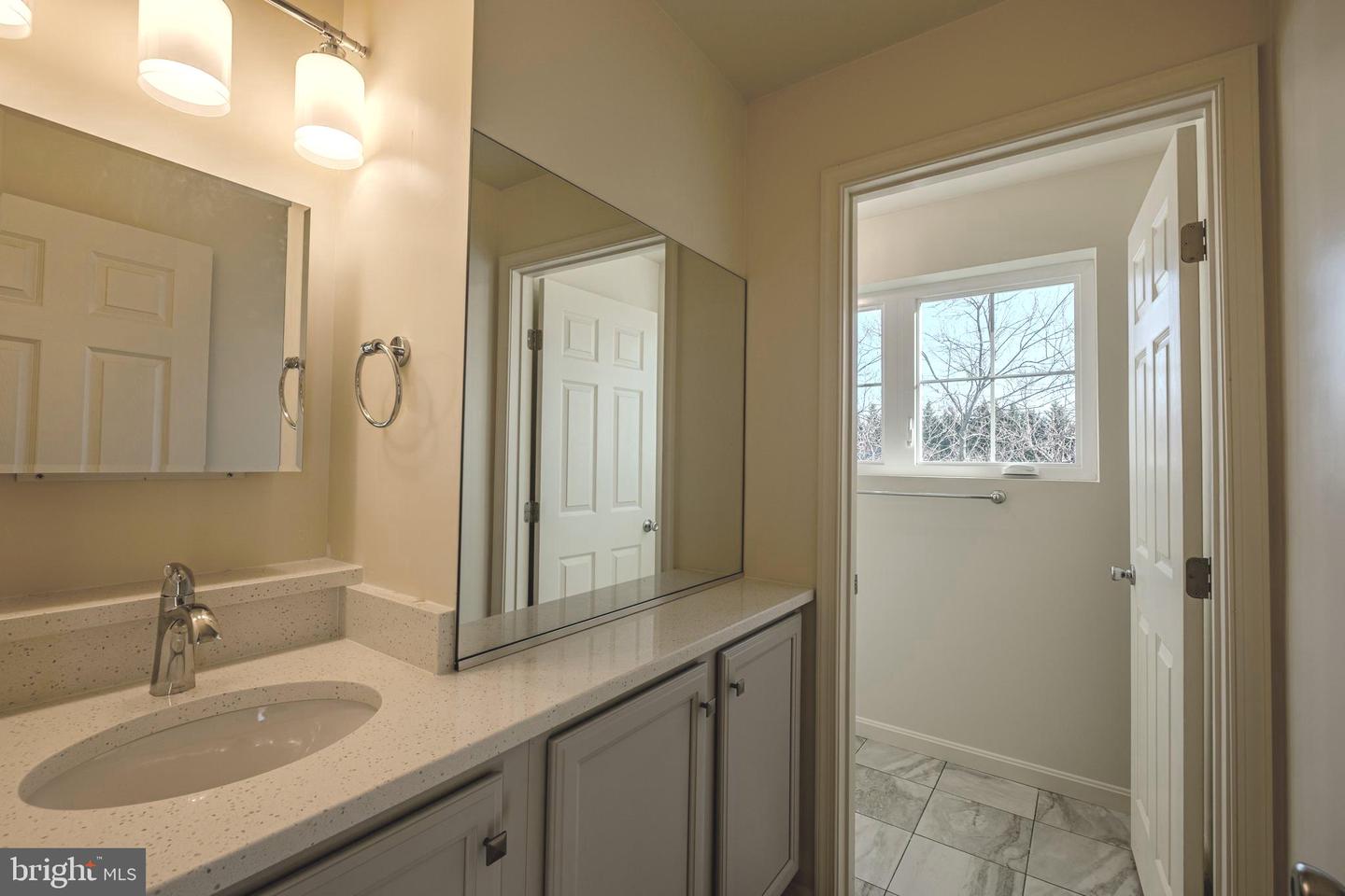 7391 Benedict Ave Property Photo 31