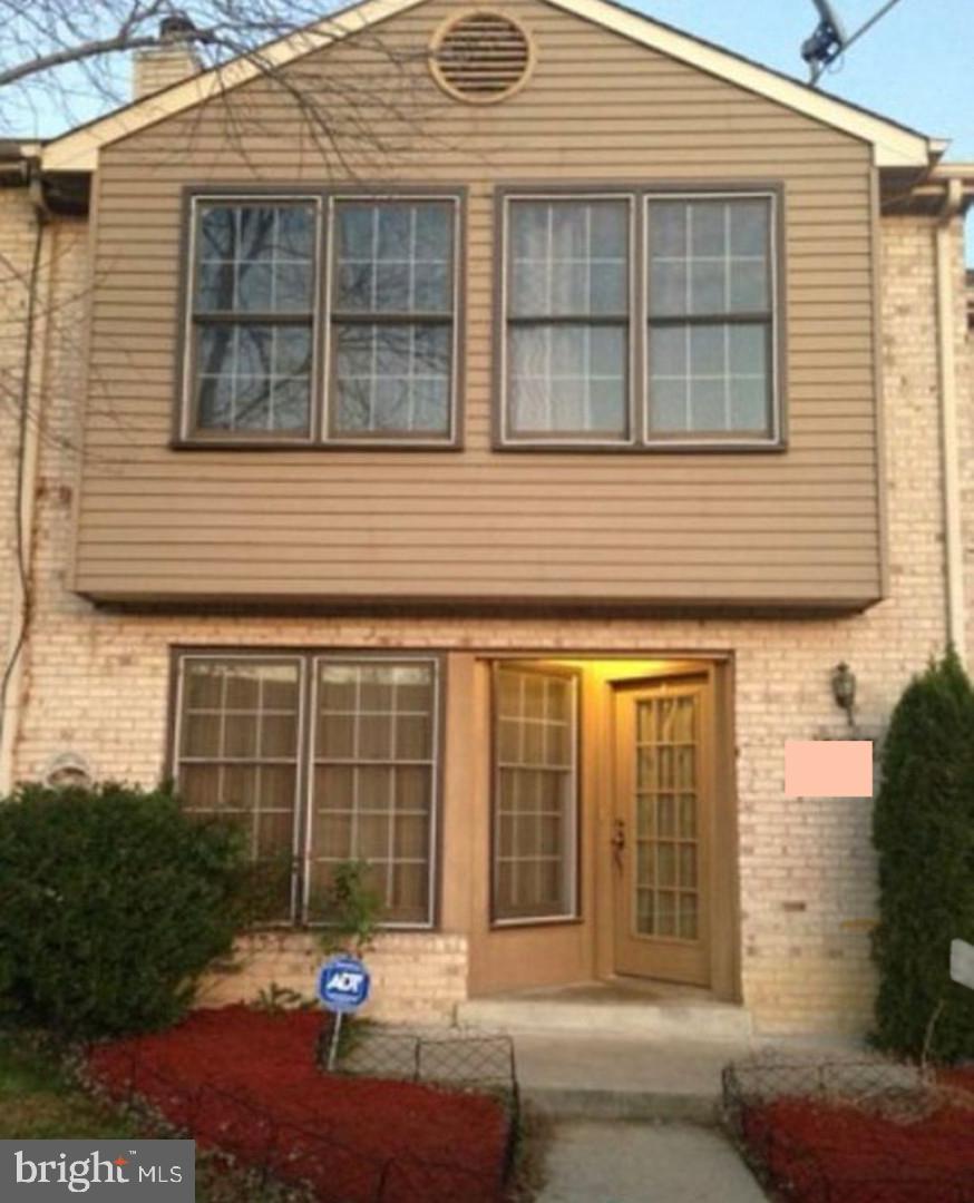 3182 Westdale Ct Property Photo