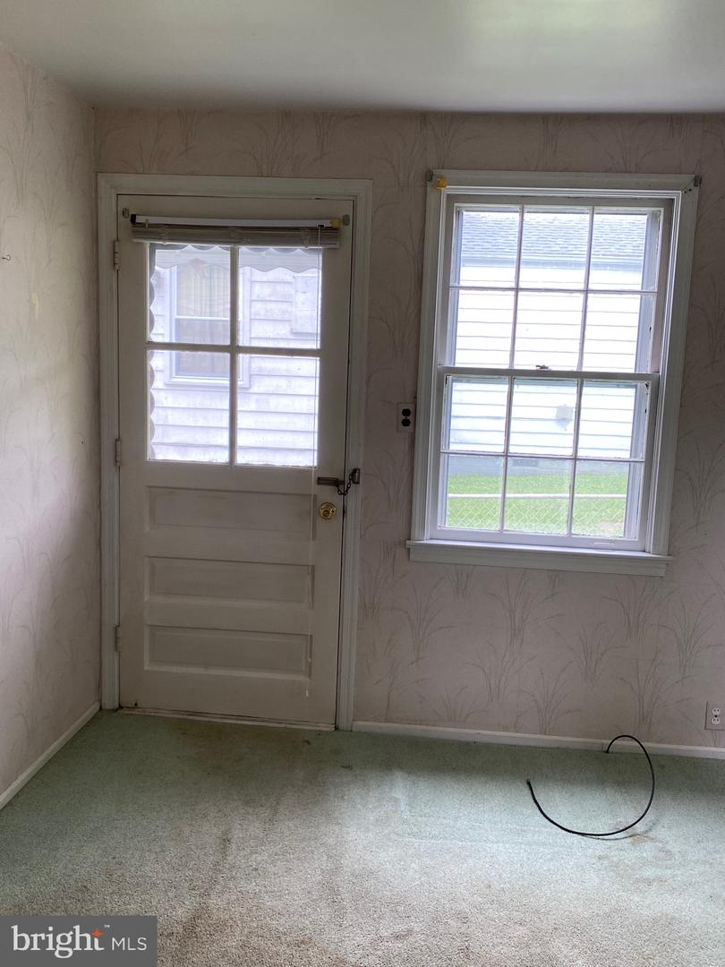 33 Delta Pl Property Photo 19