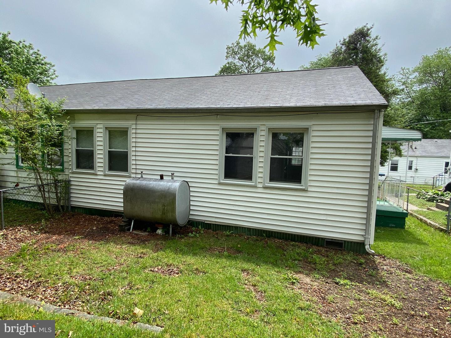33 Delta Pl Property Photo 20