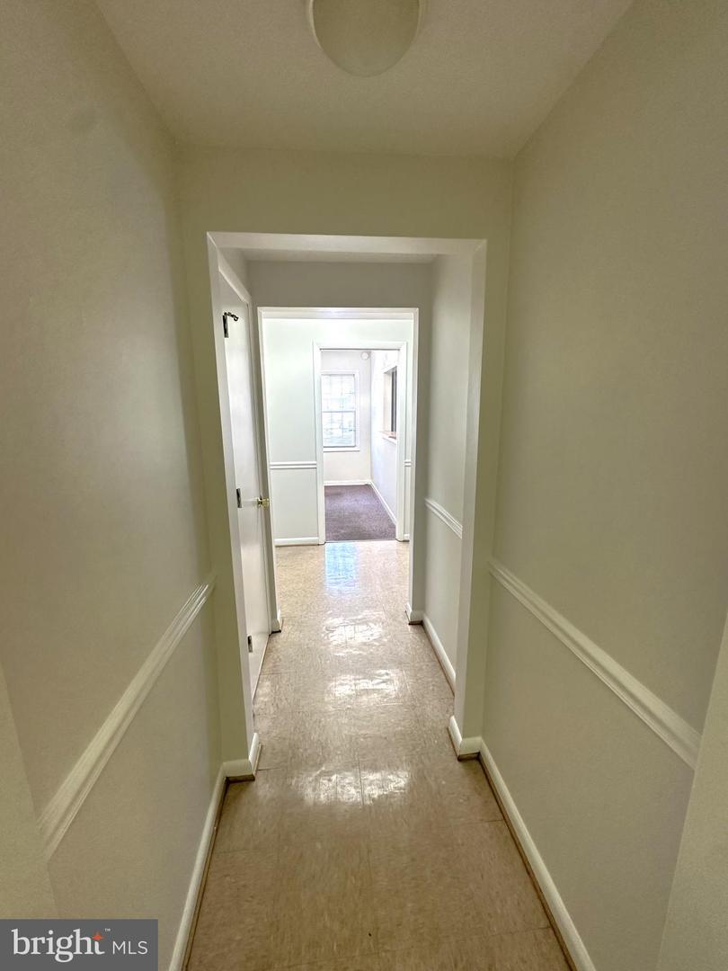 515 Charles St Property Photo 5