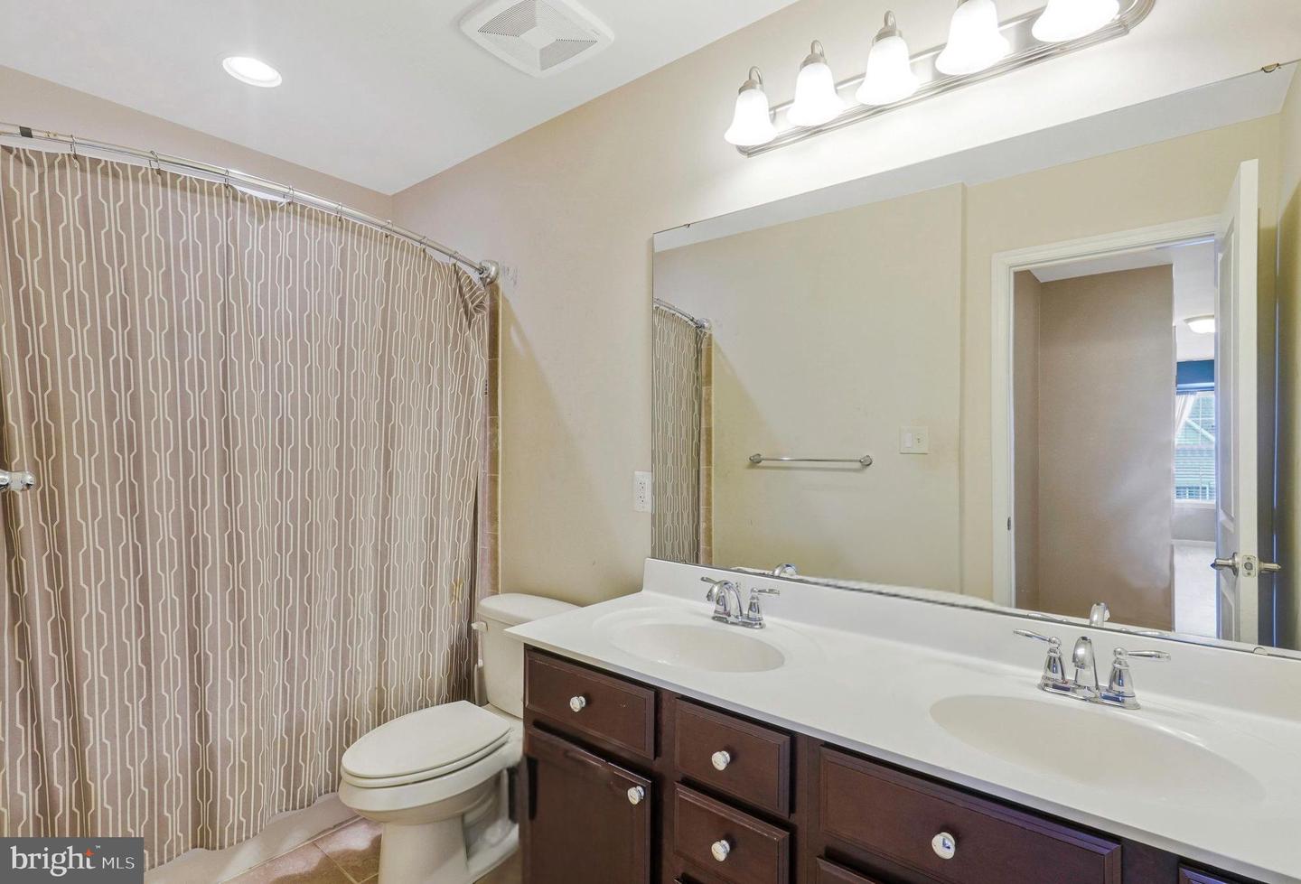 10427 Stone Pine Ave Property Photo 21