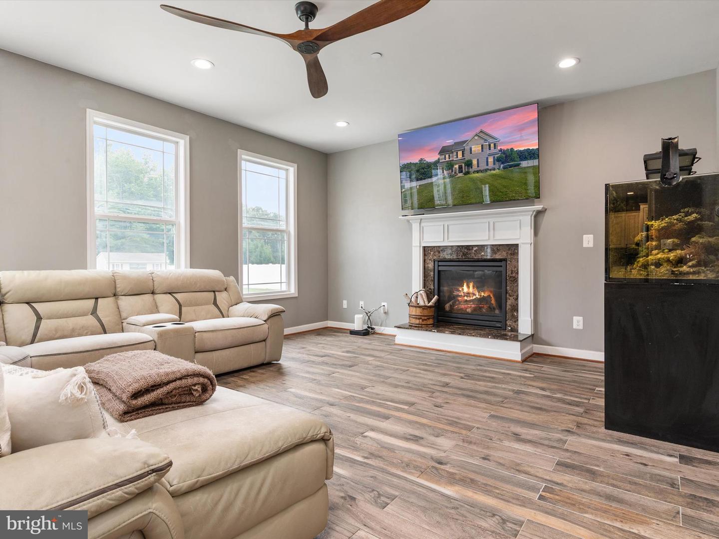 14295 Flowing Creek Ct Property Photo 17