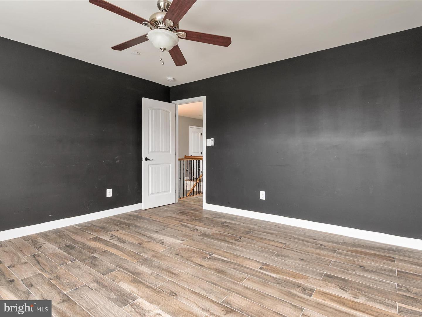 14295 Flowing Creek Ct Property Photo 28
