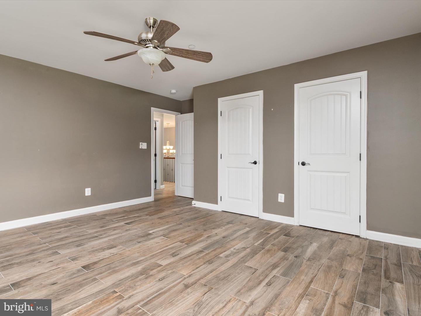 14295 Flowing Creek Ct Property Photo 32