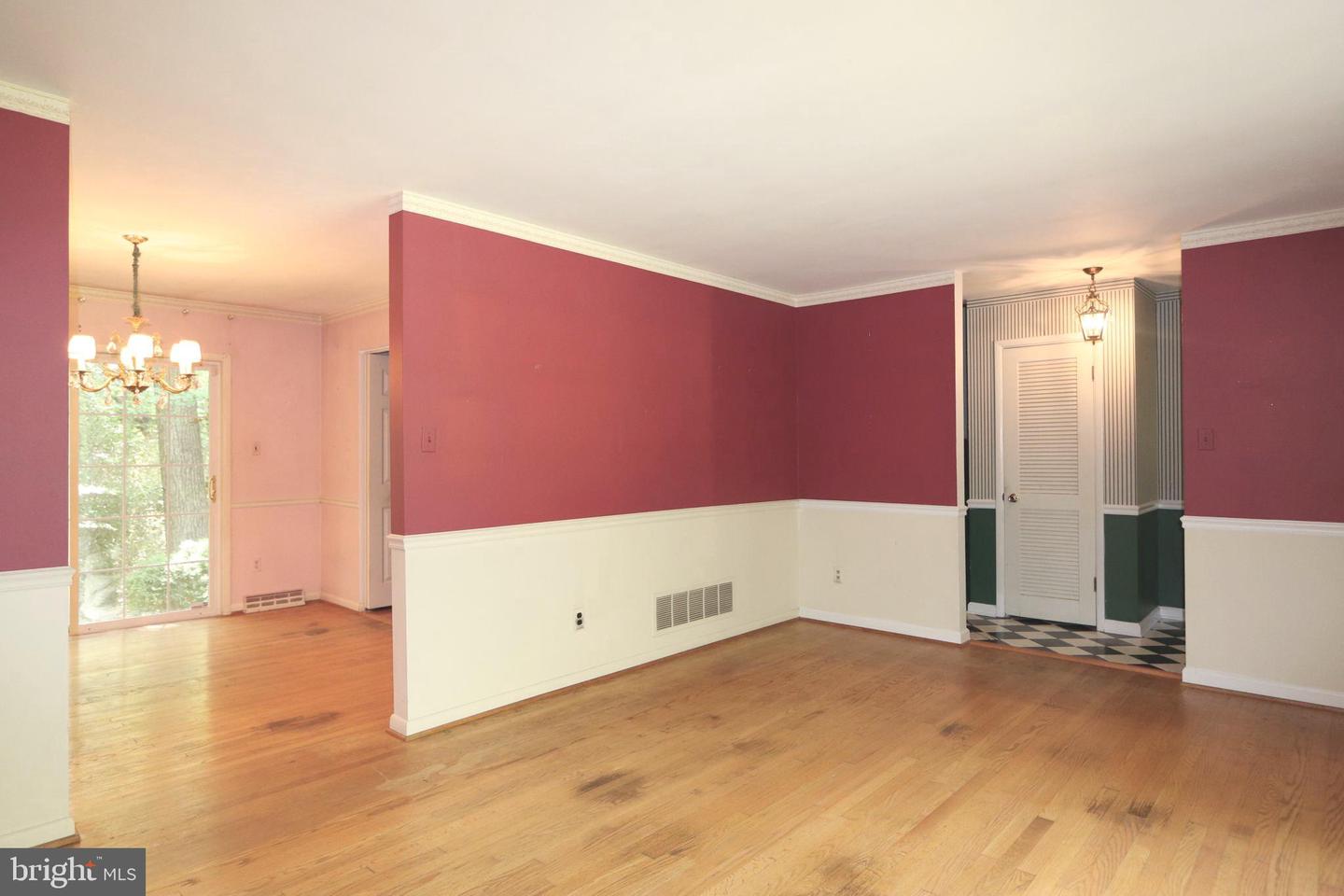 7737 Ann Harbor Dr Property Photo 10