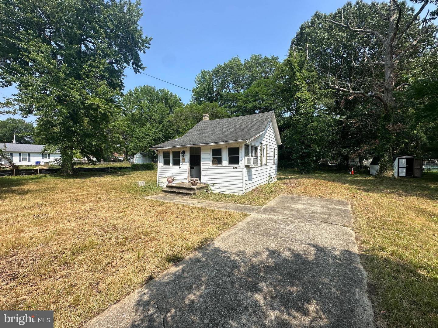 17100 Cobb Island Rd Property Photo 1