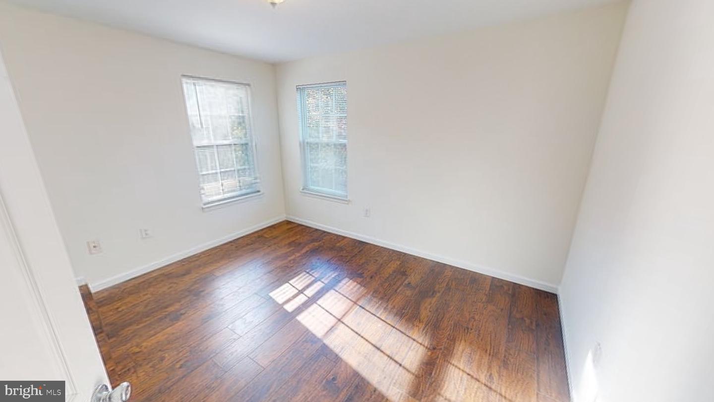 10750 Sourwood Ave Property Photo 32
