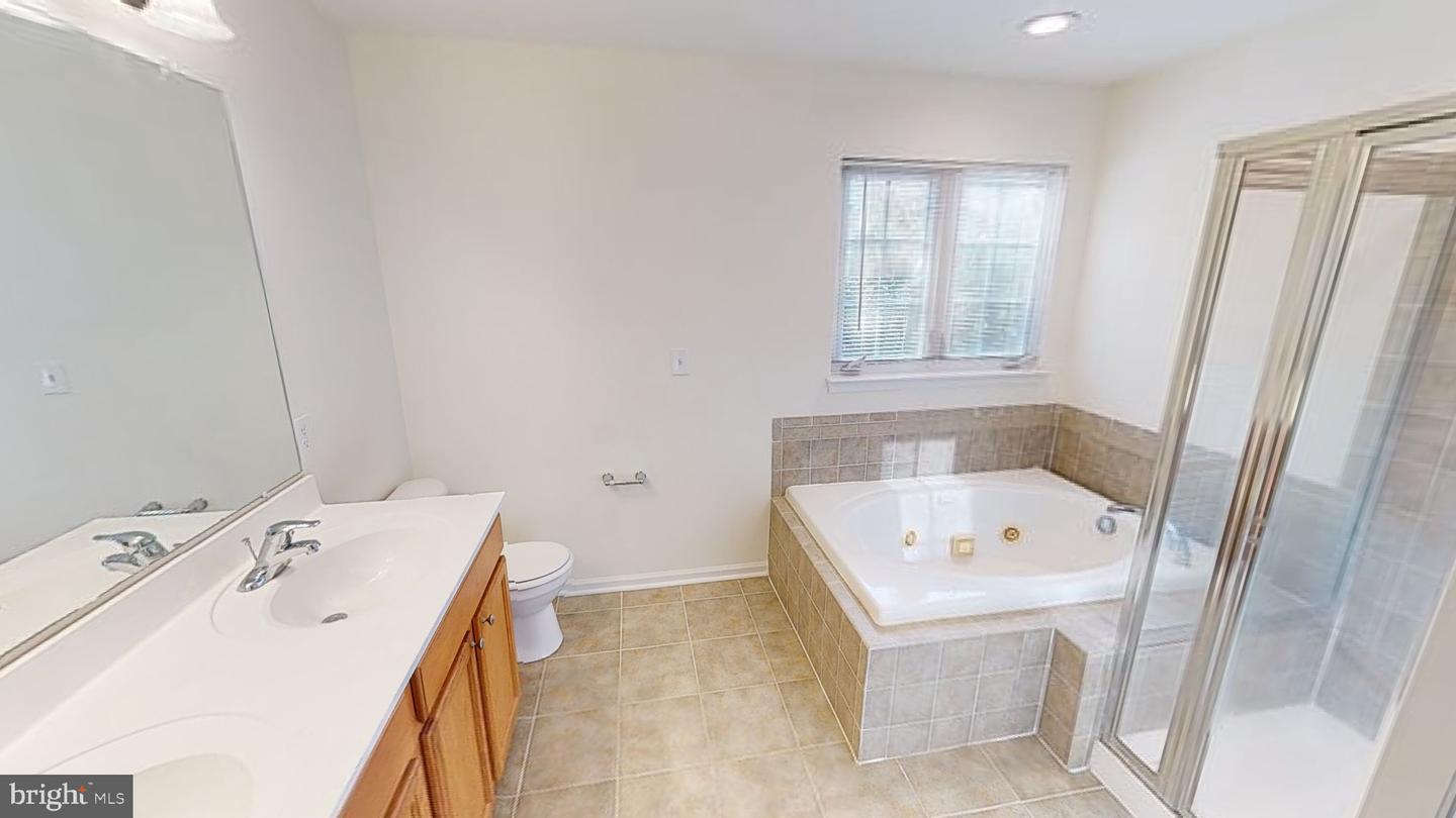 10750 Sourwood Ave Property Photo 49