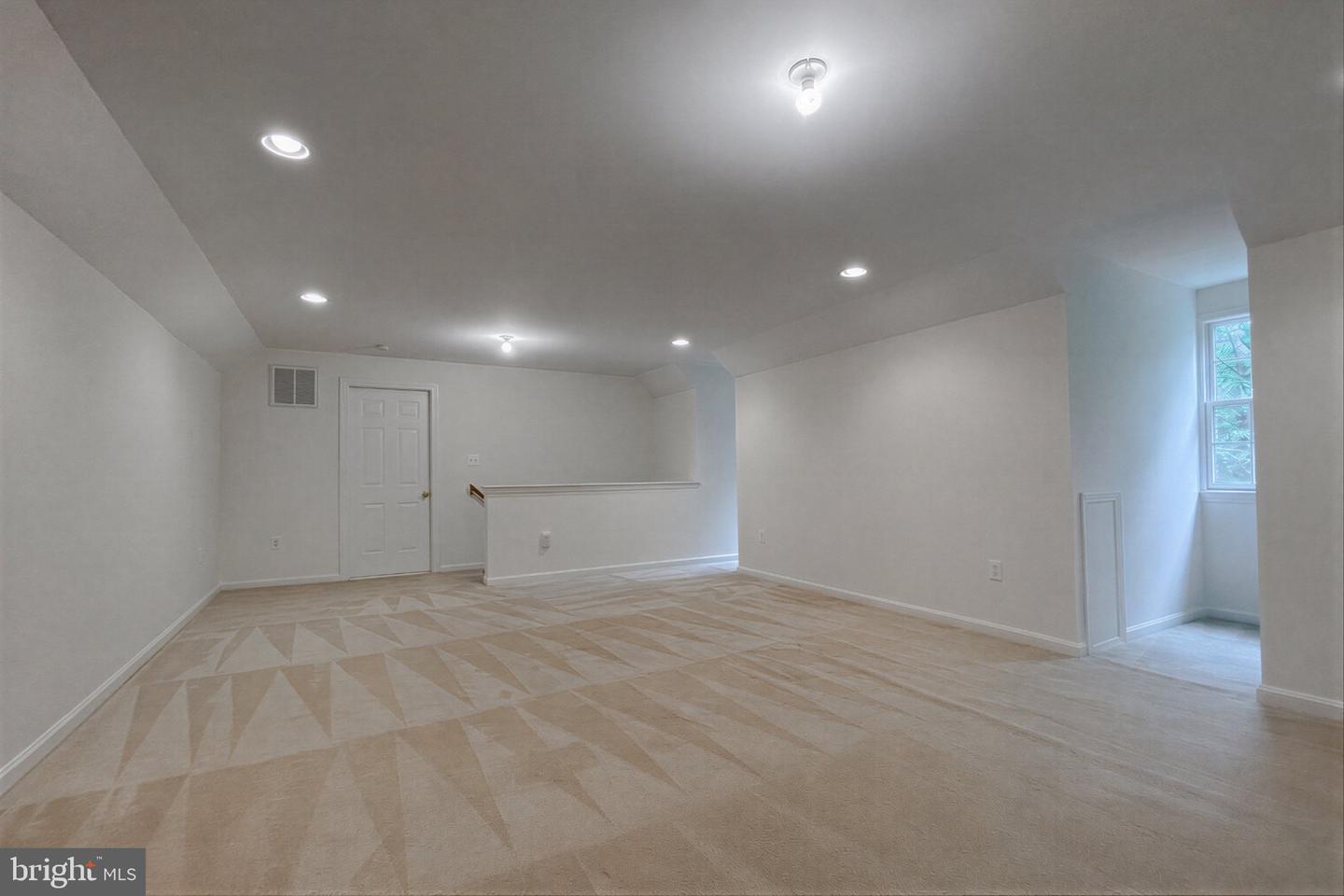 9275 Crescent Ln Property Photo 98