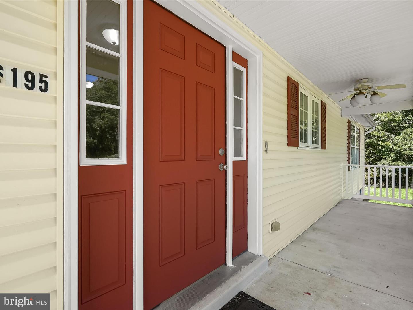 16195 Wilkerson Pl Property Photo 2