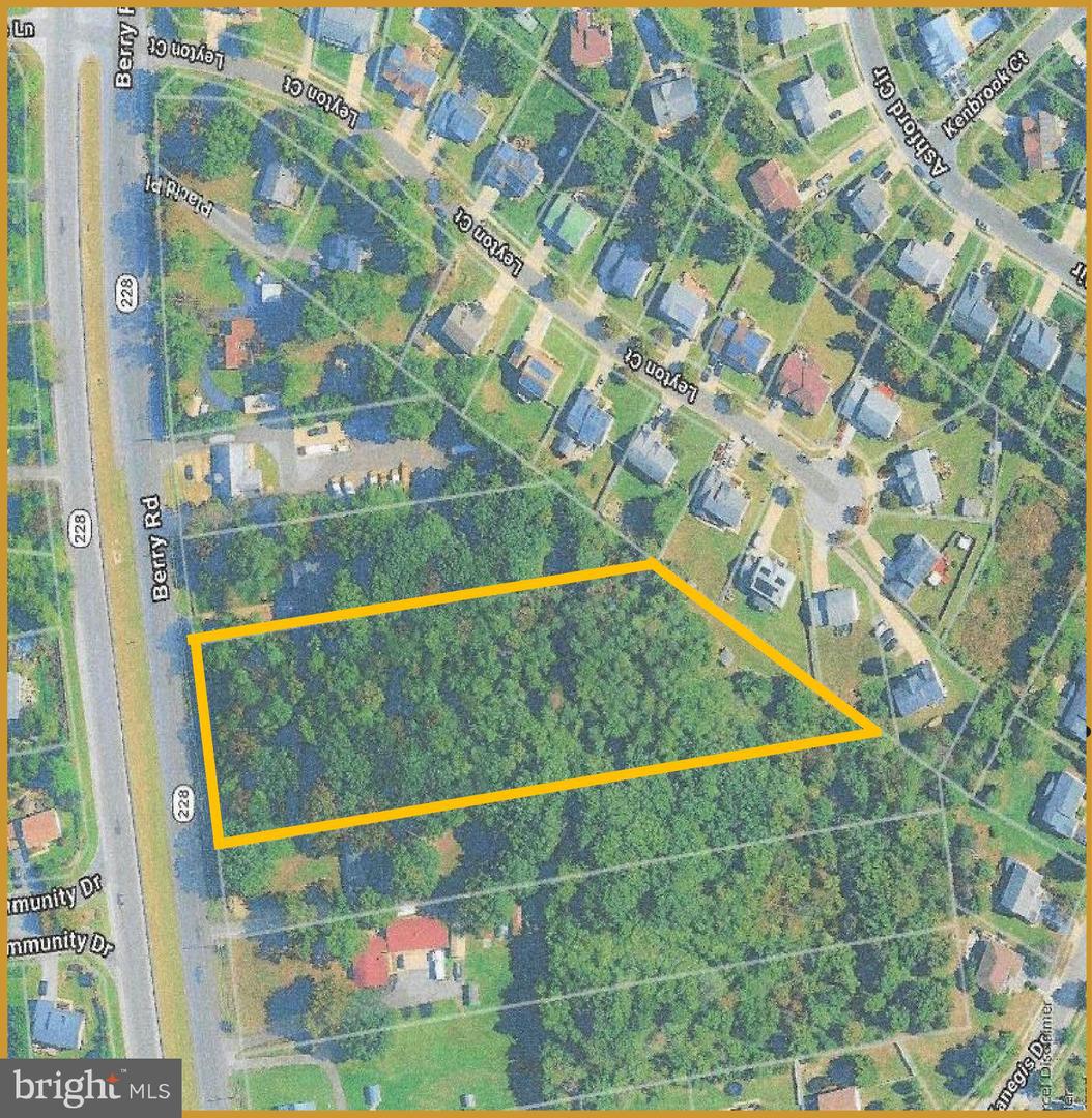 10515 Berry Rd Property Photo 1