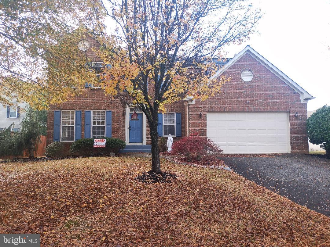6847 Heathway Ct Property Photo 2