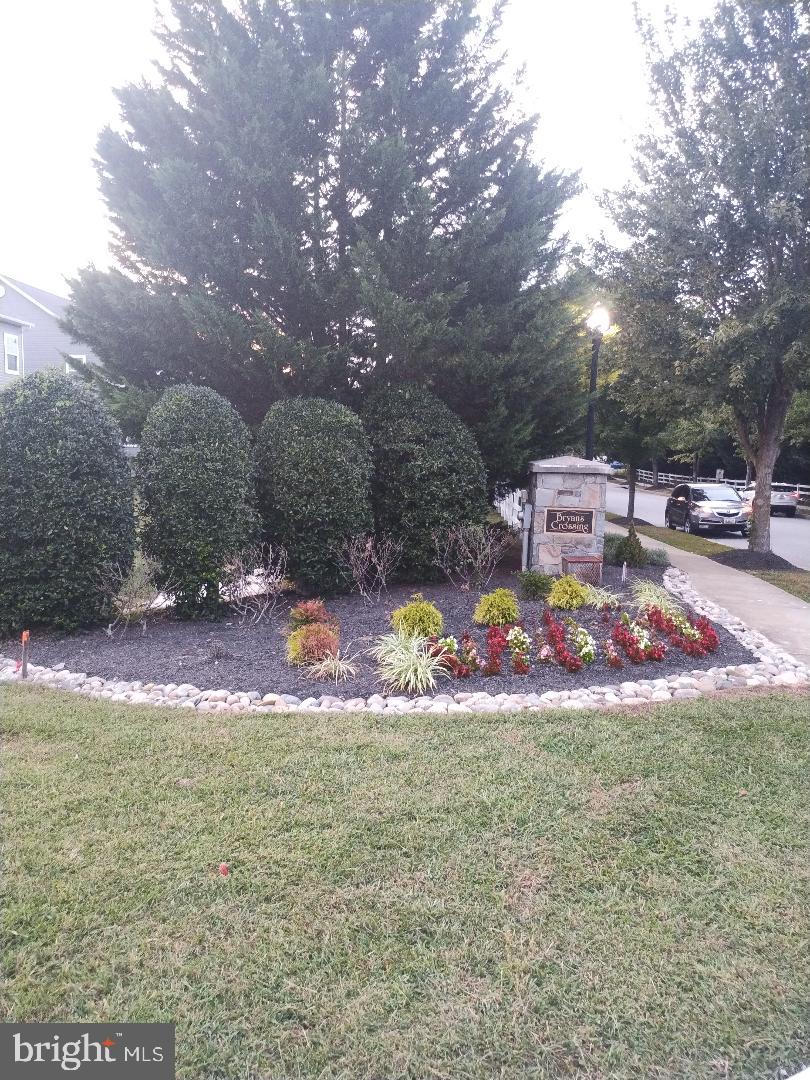 6847 Heathway Ct Property Photo 12