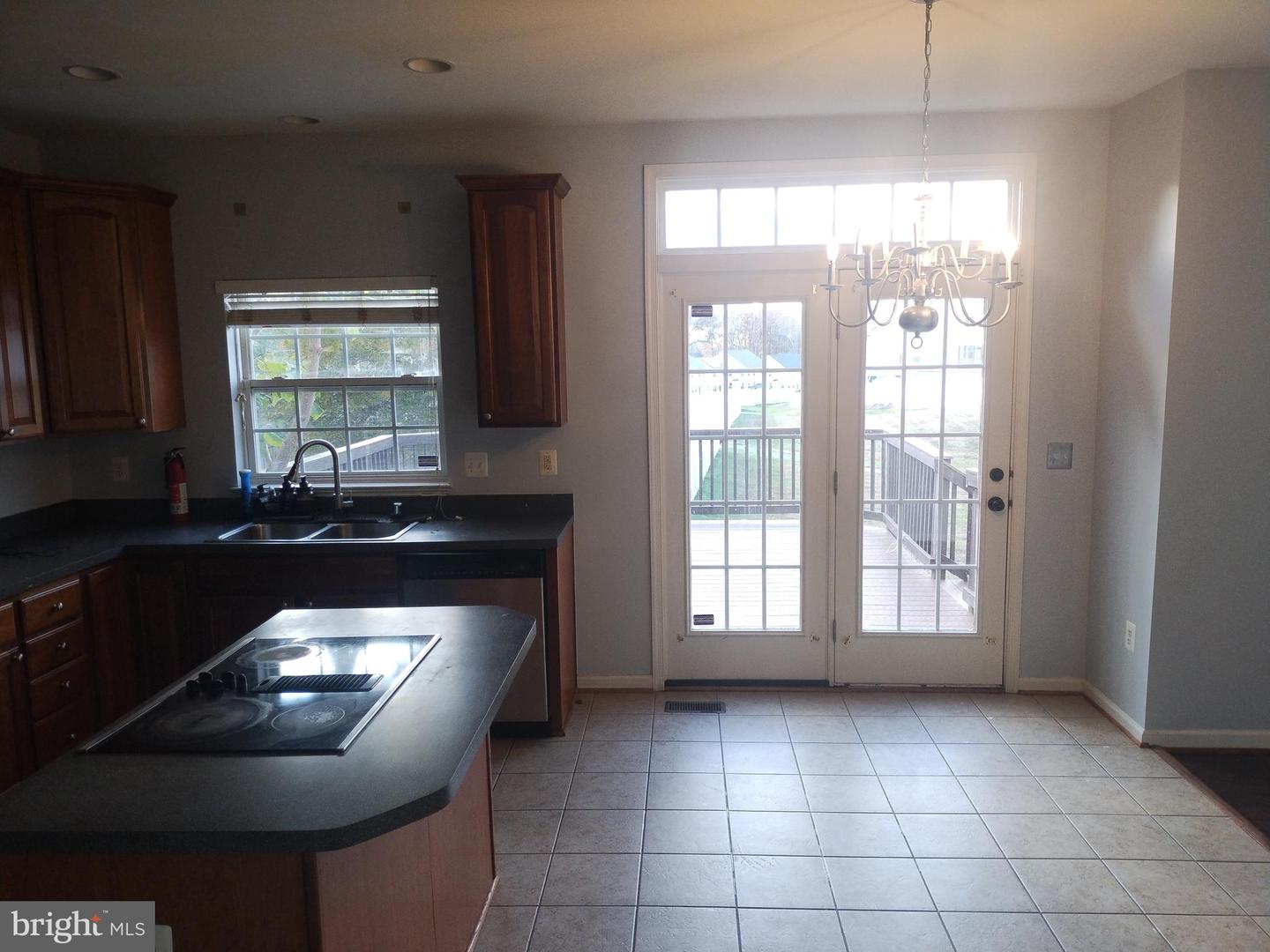 6847 Heathway Ct Property Photo 19