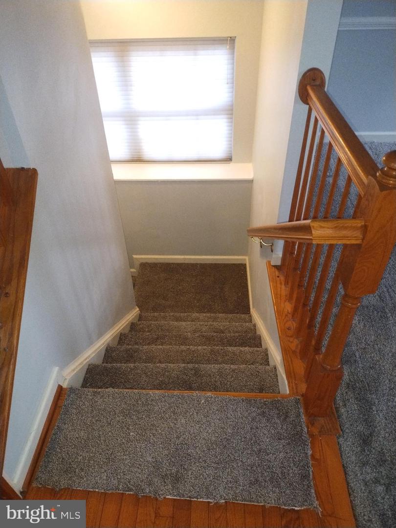 6847 Heathway Ct Property Photo 25