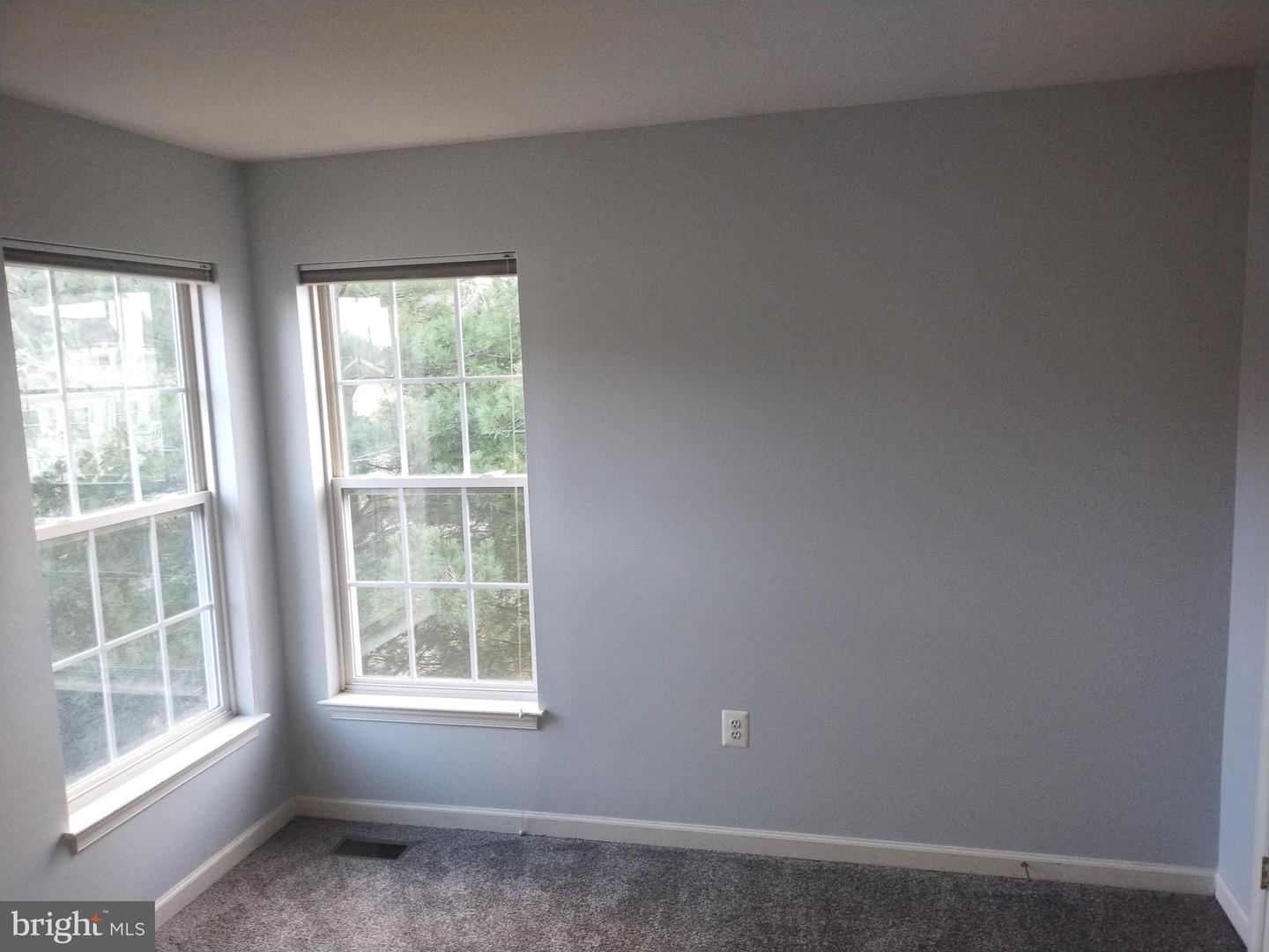 6847 Heathway Ct Property Photo 39