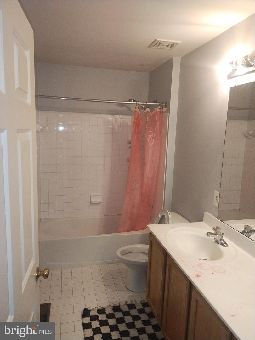 6847 Heathway Ct Property Photo 42