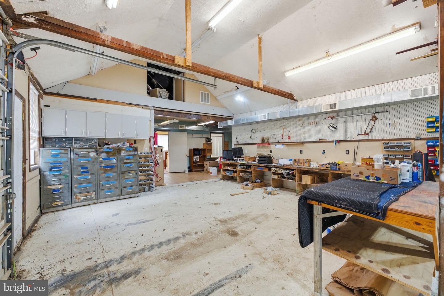 4980 Livingston Rd Property Photo 32