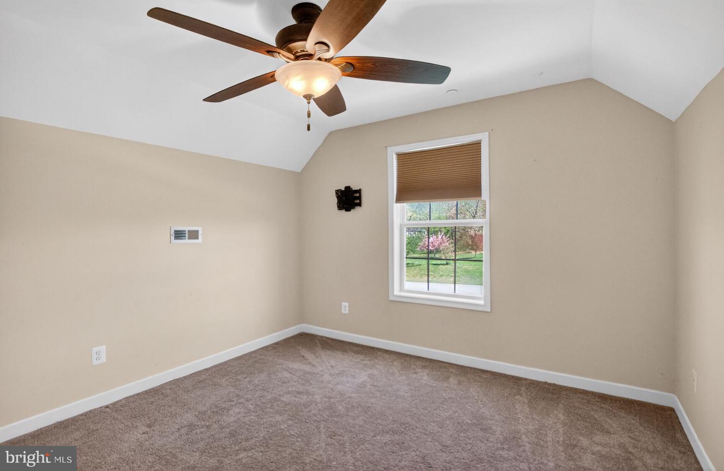 10367 Tydings Ct Property Photo 33