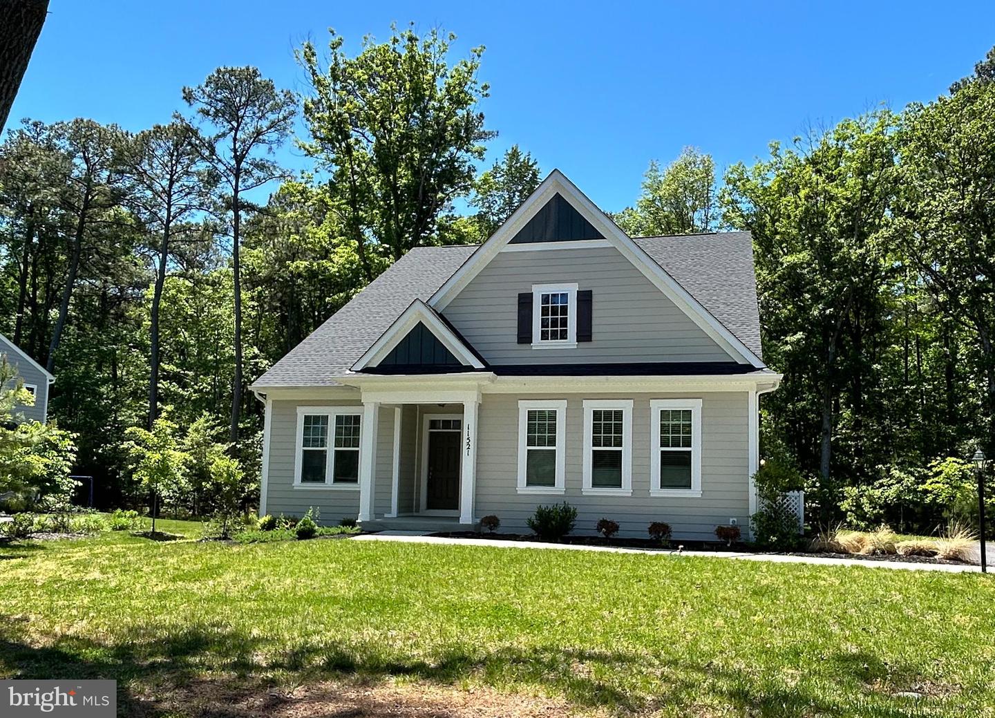 11521 Beacon Hill Ct Property Photo 3