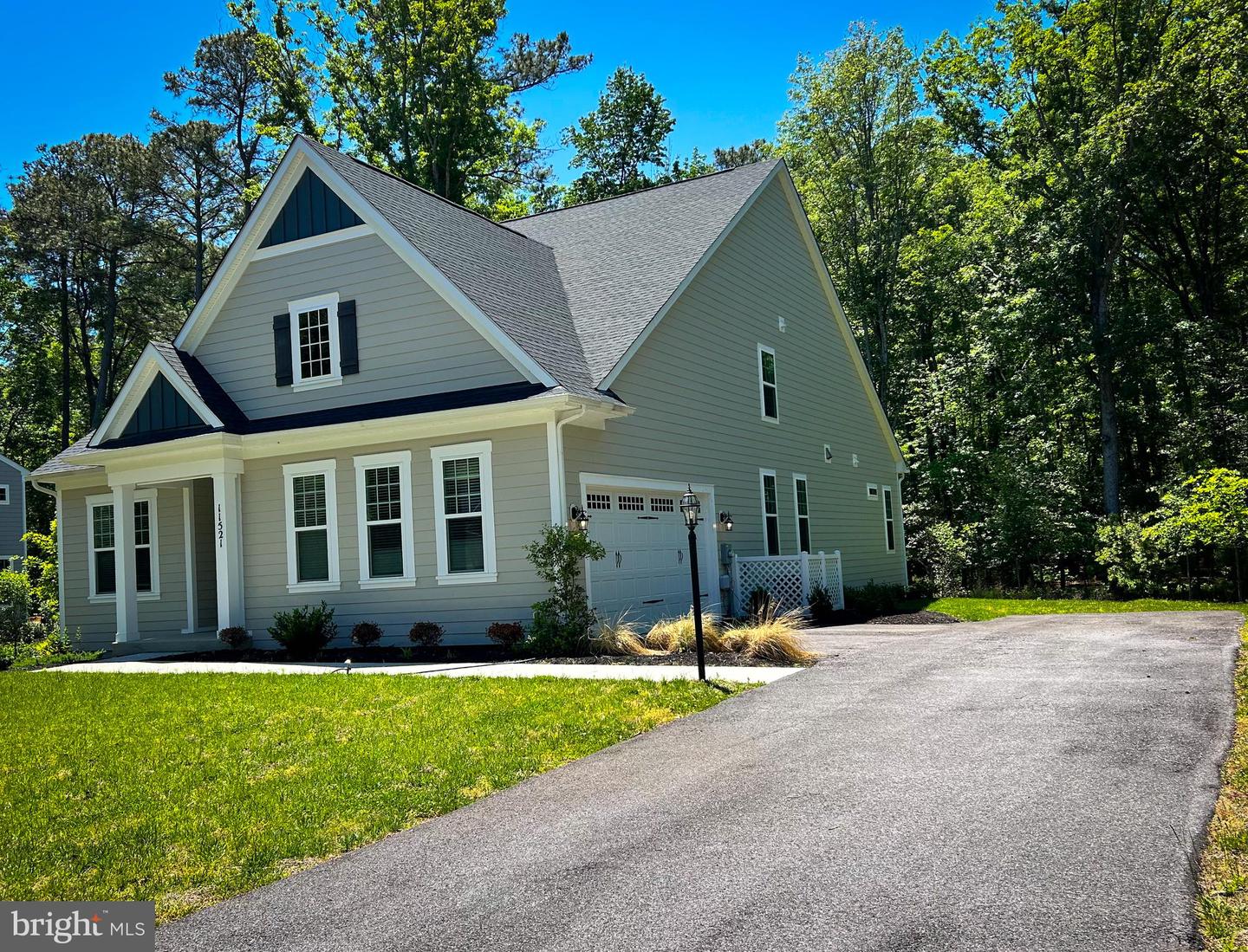 11521 Beacon Hill Ct Property Photo 6