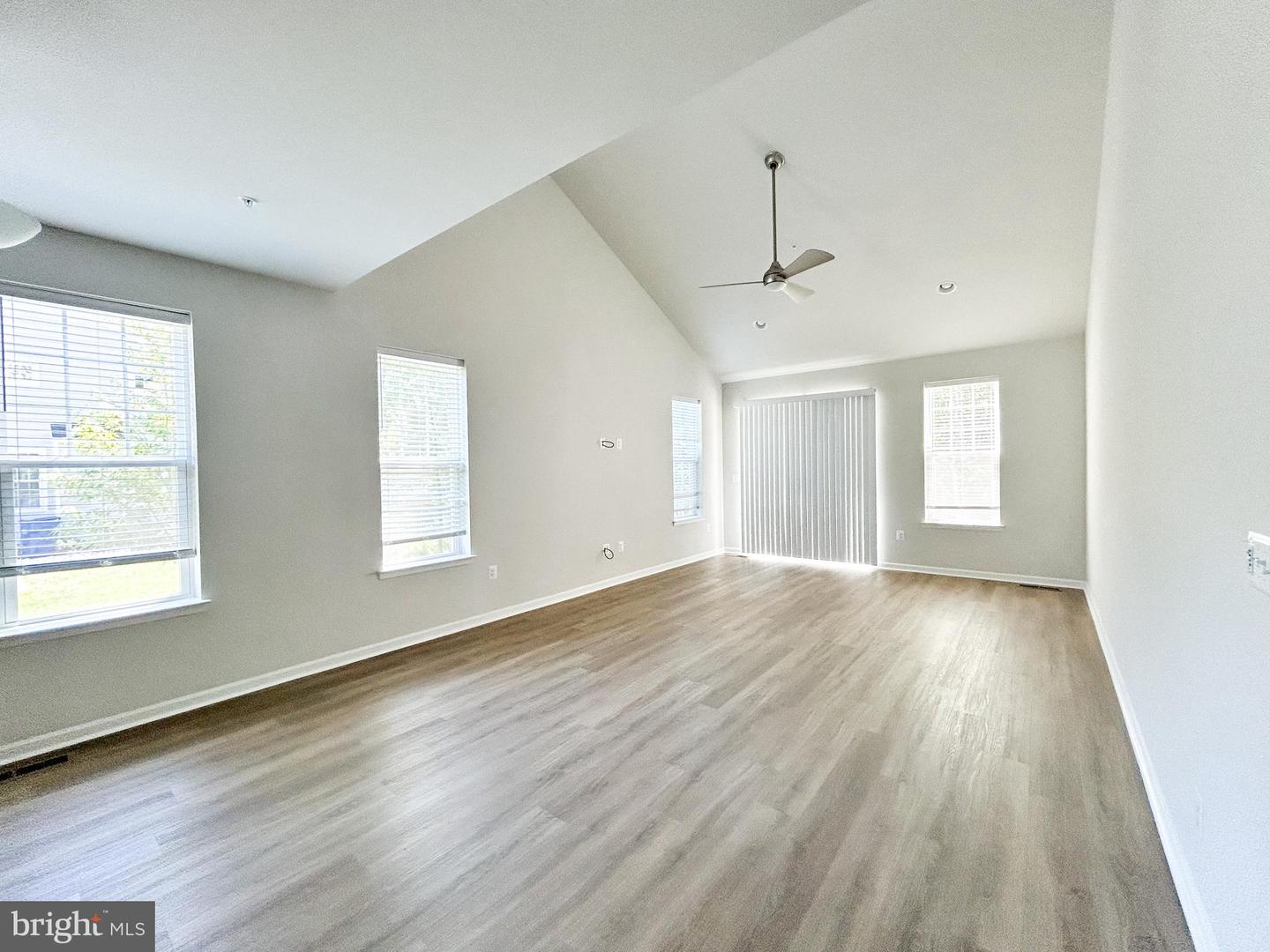 11521 Beacon Hill Ct Property Photo 23