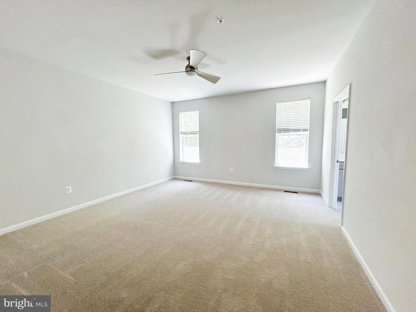 11521 Beacon Hill Ct Property Photo 34