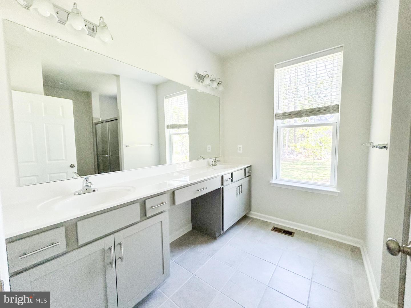 11521 Beacon Hill Ct Property Photo 37