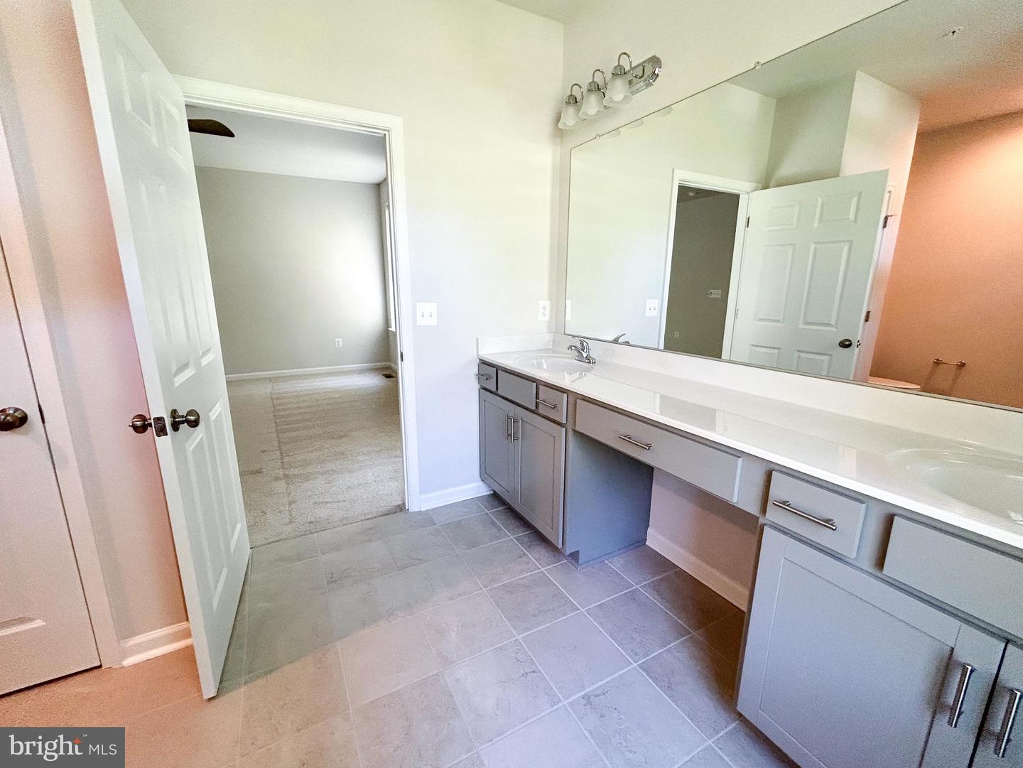 11521 Beacon Hill Ct Property Photo 40