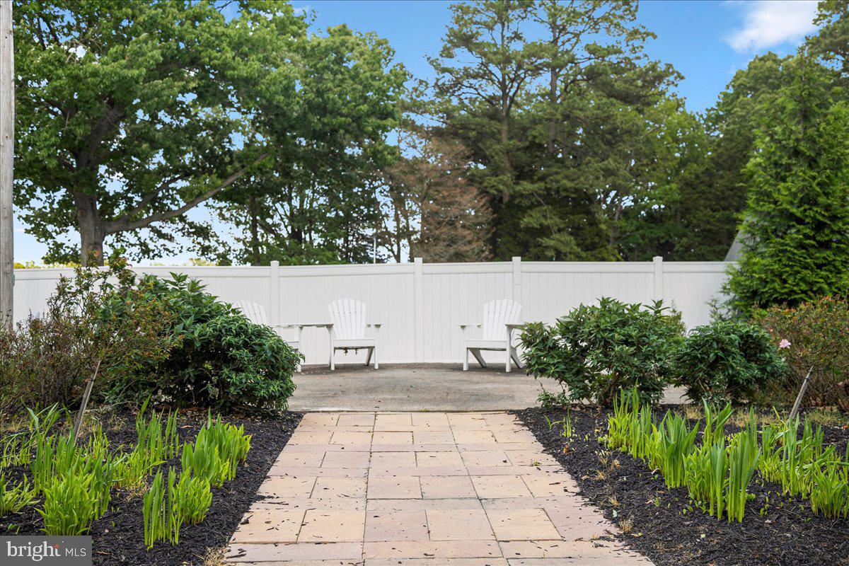 11521 Beacon Hill Ct Property Photo 66