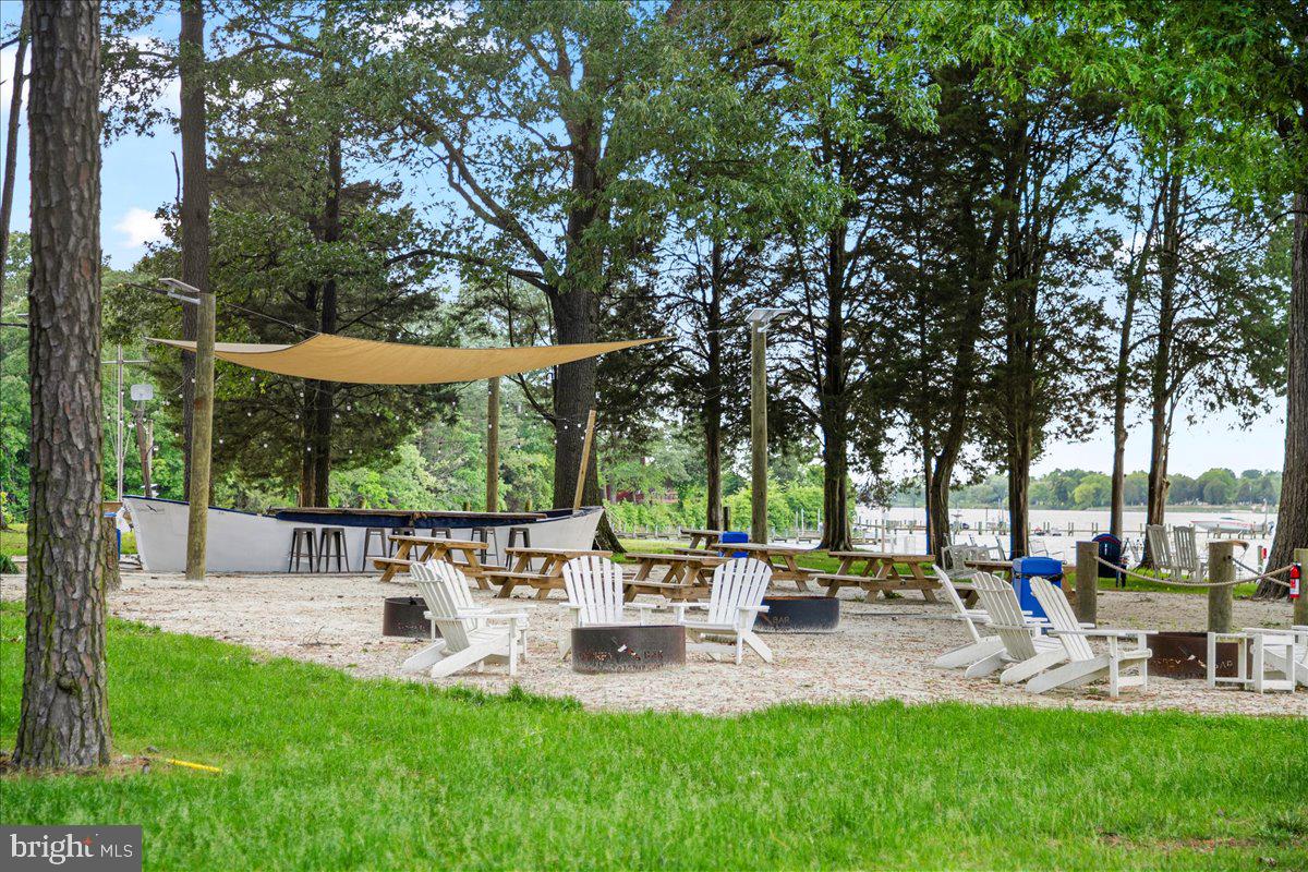 11521 Beacon Hill Ct Property Photo 67