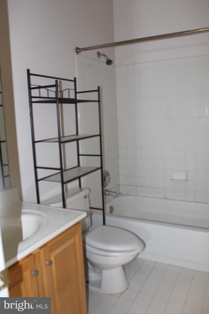 10111 Astill Ct Property Photo 26