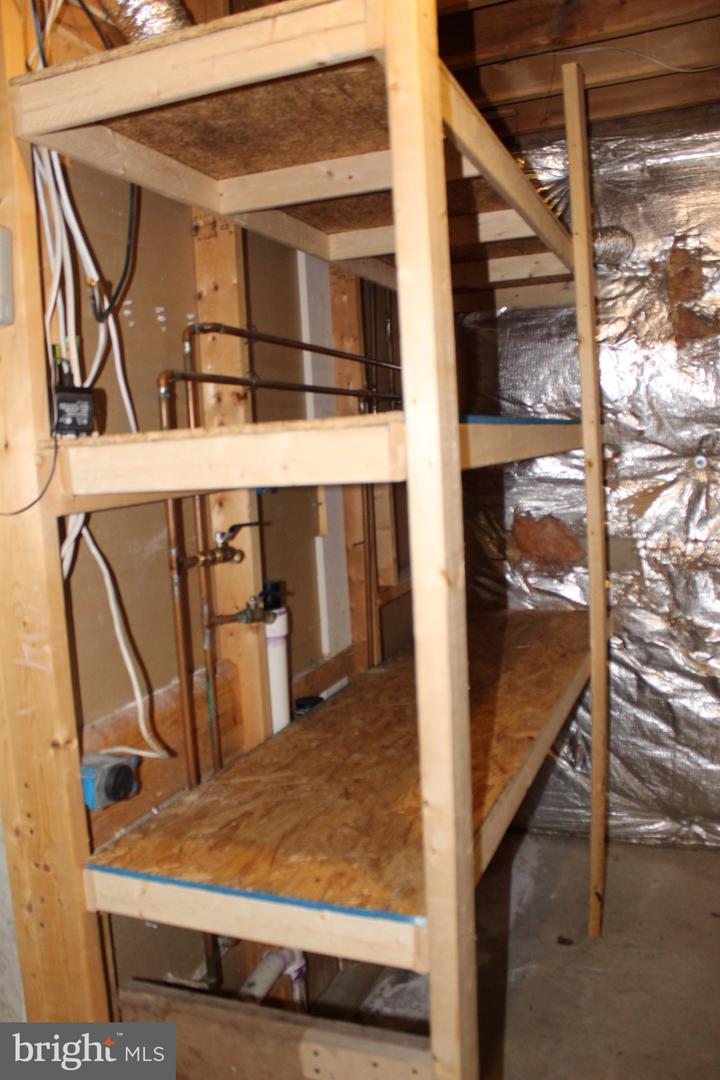 10111 Astill Ct Property Photo 34