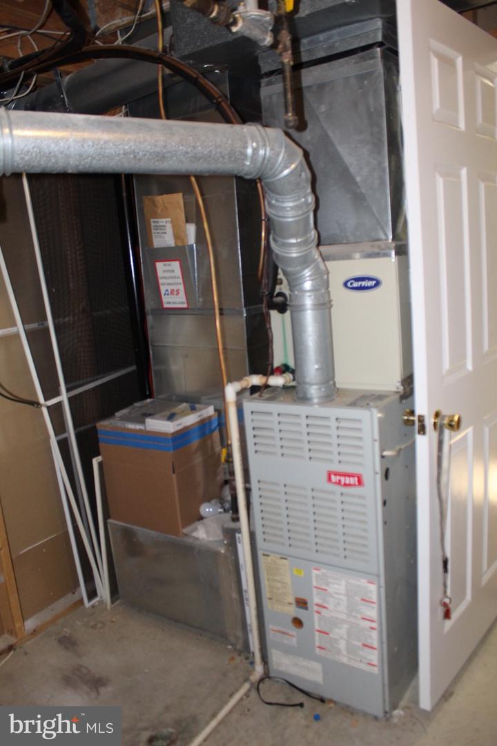10111 Astill Ct Property Photo 35