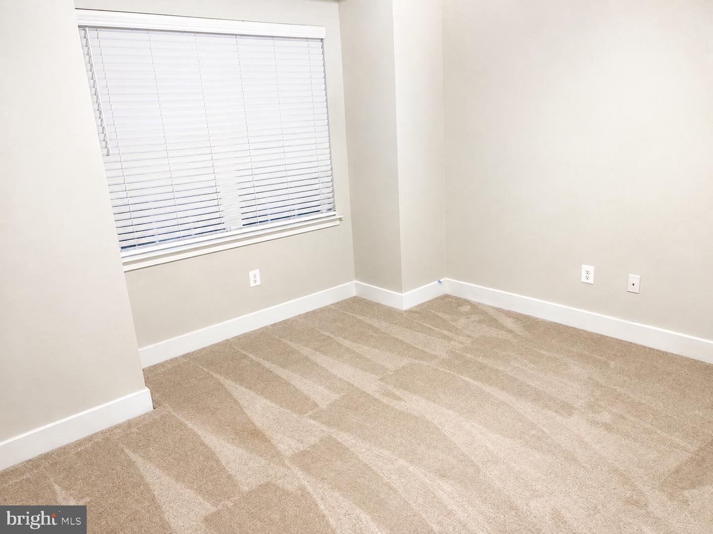 4174 Charles Dickens Dr #main Level 1 Room Property Photo 3