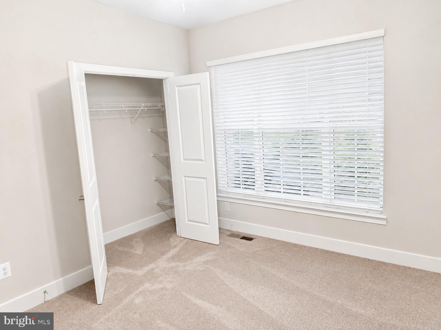 4174 Charles Dickens Dr #main Level 1 Room Property Photo 4